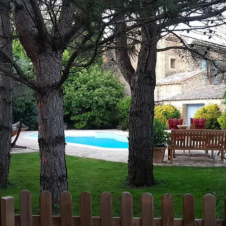 Mas Du Clos De L'escarrat Pensión