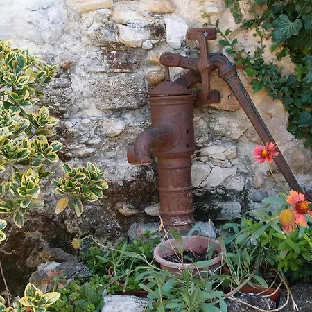 Mas Du Clos De L'escarrat Jonquieres (Vaucluse)