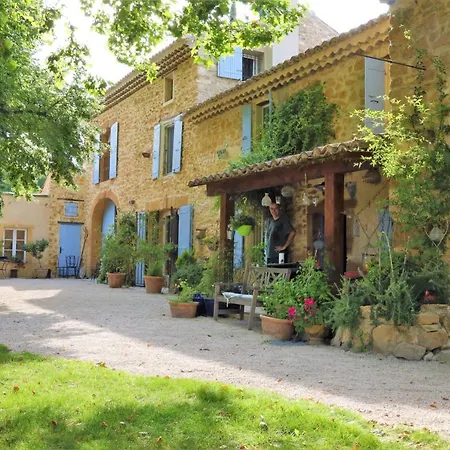 게스트하우스 Mas Du Clos De L'escarrat 3*